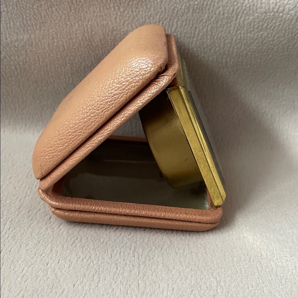 Vintage 1960’s Florn Travel Alarm Clock in Leather Case - Picture 3 of 5